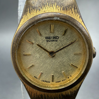 Seiko Watch Women 19mm Champagne Dial Gold Tone Round 4N00-0661 New Battery0