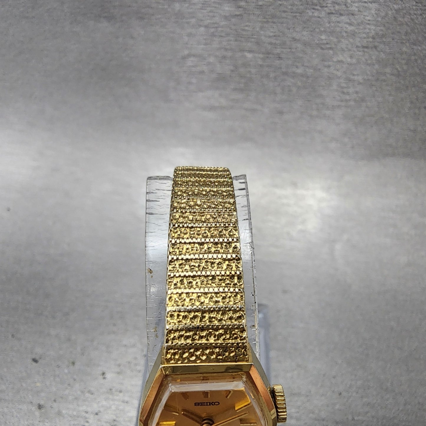 Seiko Watch Women 16mm Chapagne Dial Gold Tone Manual Hexagon 115199 Runs4