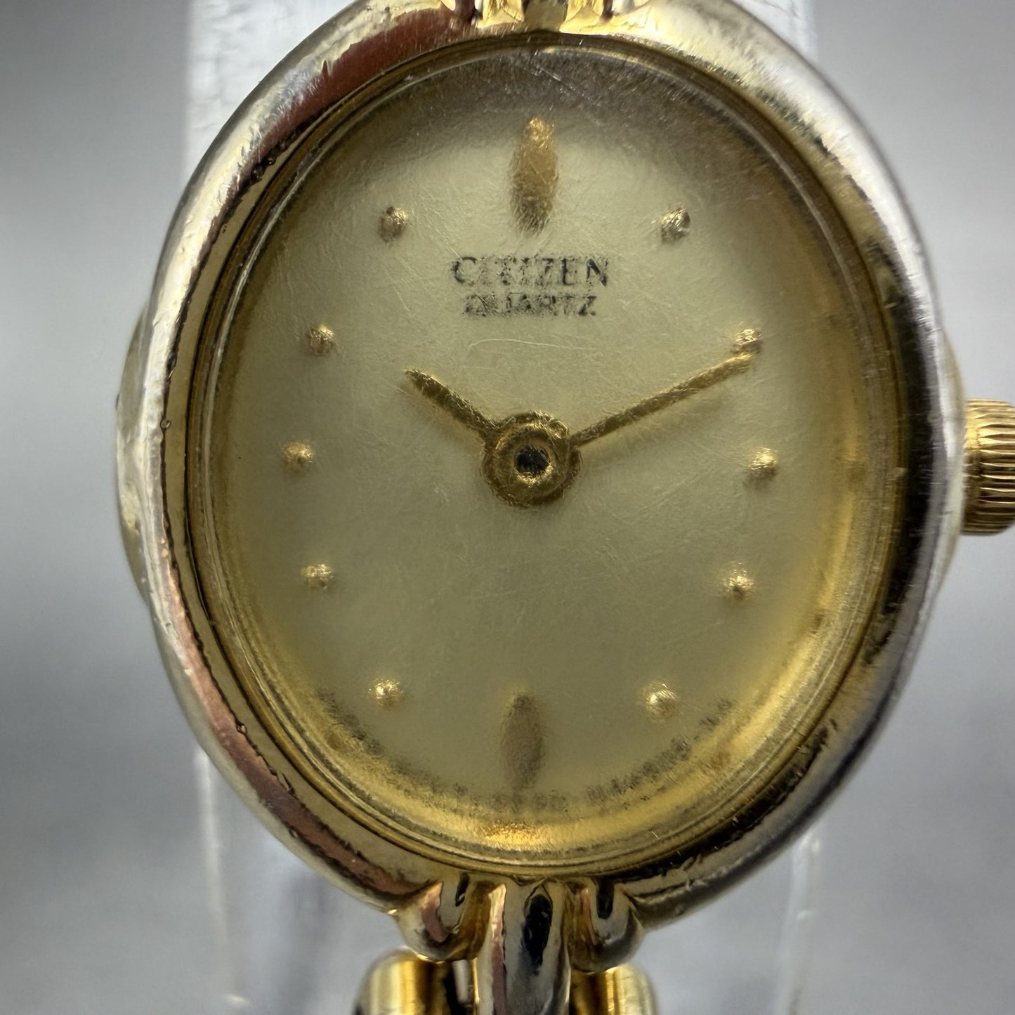 Citizen Watch Women 16mm Champagne Dial Gold Tone Oval 5920-S49589 New Battery1