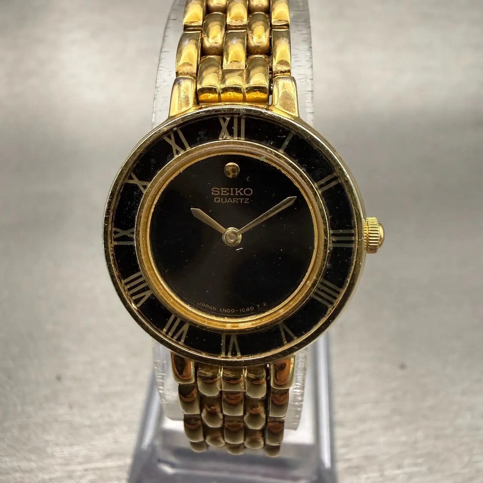 Seiko Watch Women 21mm Black Dial Two Tone Round 1N00-0D29 New Battery Vintage0