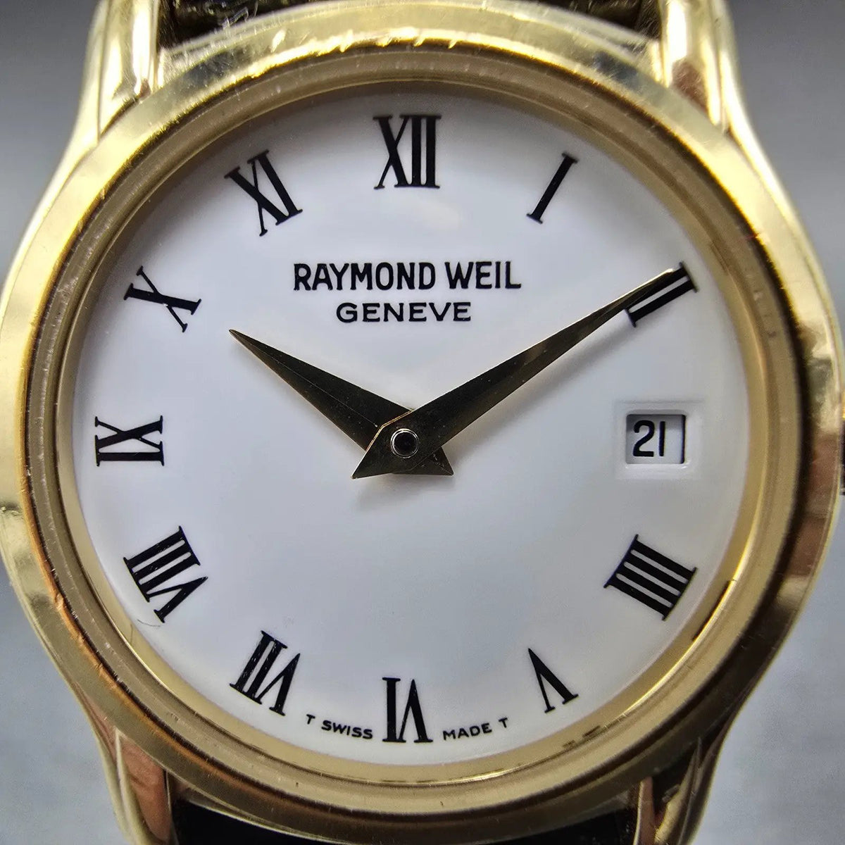 Raymond Weil Watch Women 24mm White Dial Gold Plated Date Round 5369 New Batt1