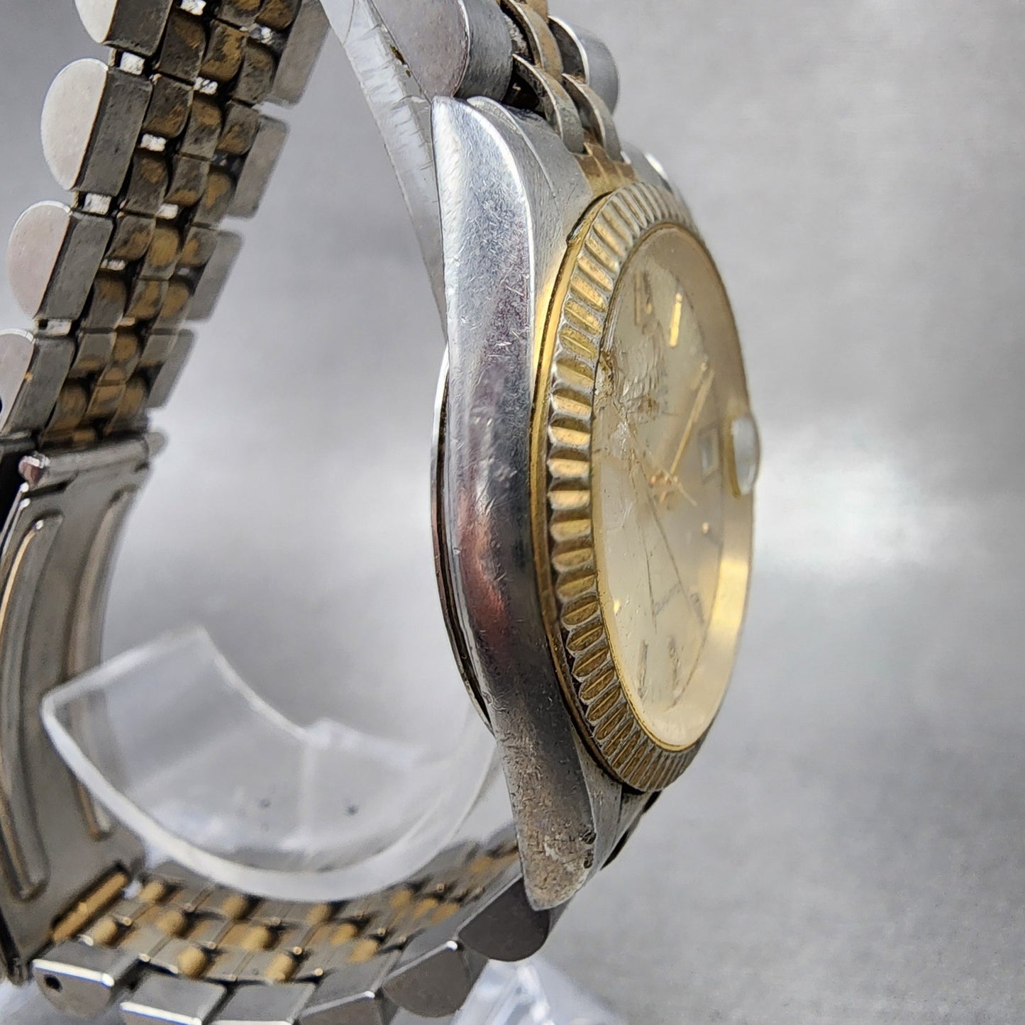 Bulova Super Seville Watch Women 31mm Champagne Dial Two Tone Date Round NewBatt3