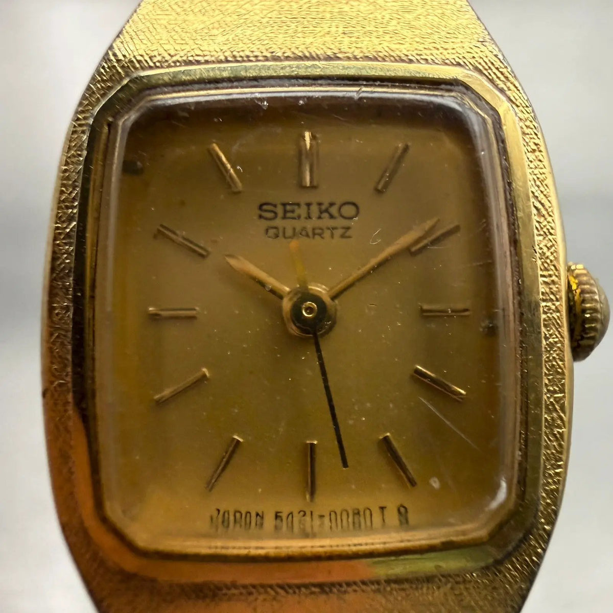 48302289