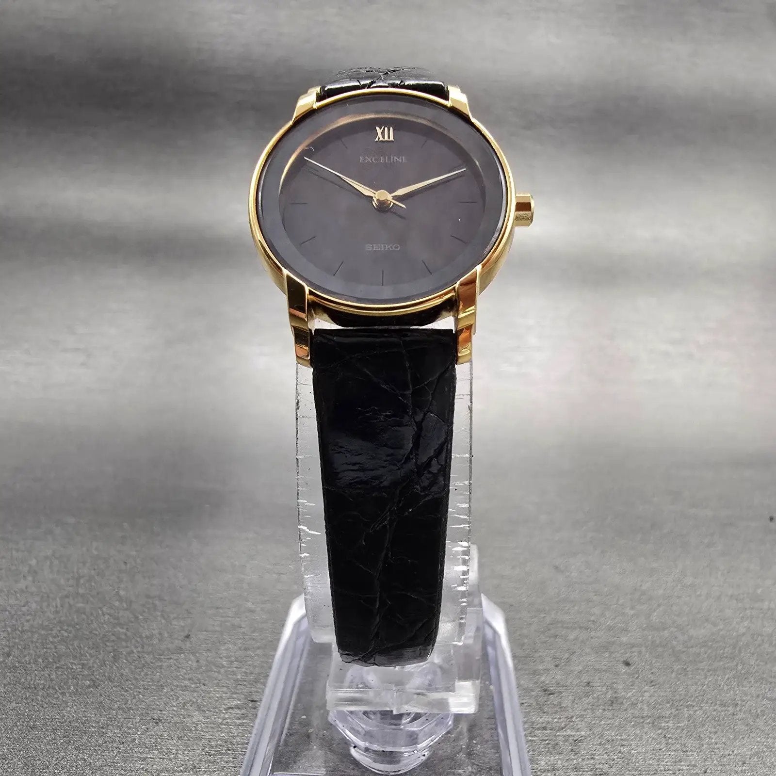 Seiko Exceline Watch Women 22mm Black Dial Gold Tone Round 7321-0770 New Battery5