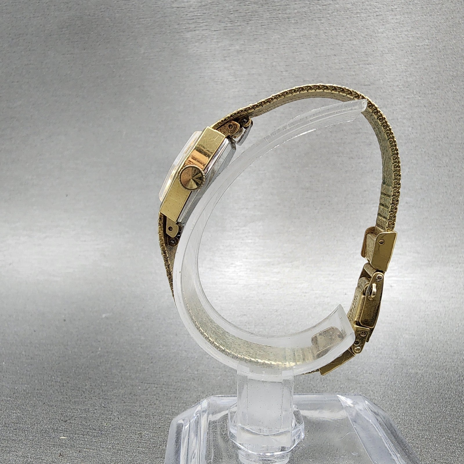 Seiko Watch Women 16mm Chapagne Dial Gold Tone Manual Hexagon 115199 Runs6