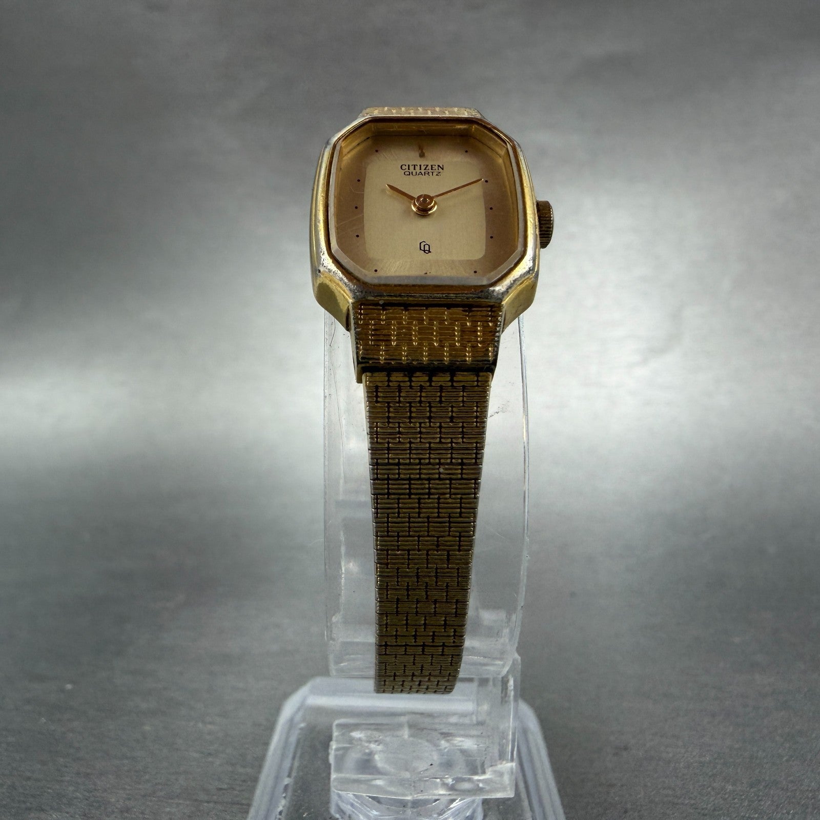 Citizen CQ Watch Women 17mm Champagne Dial Gold Tone 3220-S01795 New Battery5