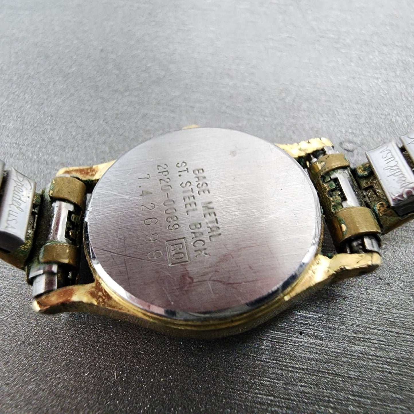 Seiko Watch Women 19mm White Dial Gold Tone Round 2p200089 New Battery9