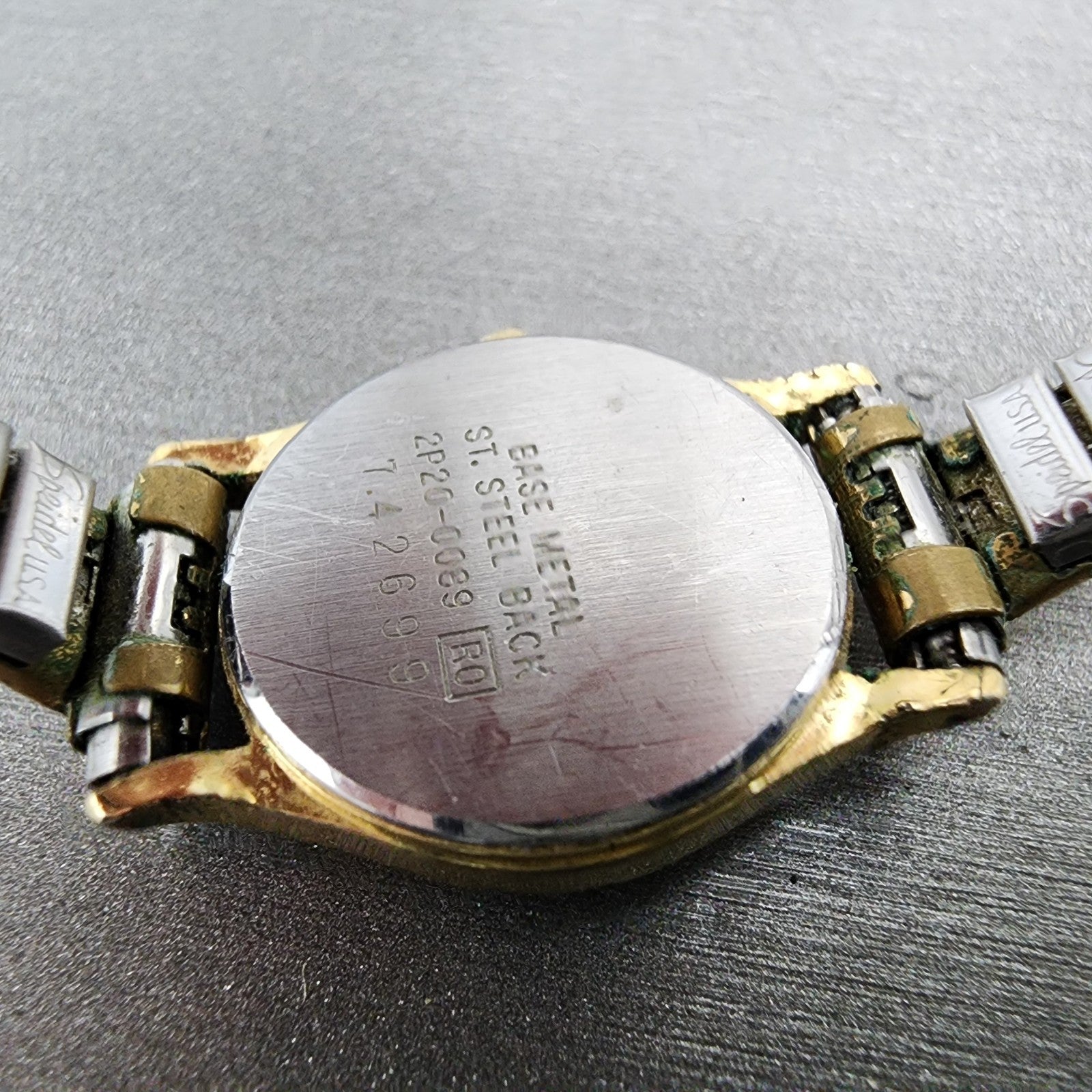 Seiko Watch Women 19mm White Dial Gold Tone Round 2p200089 New Battery9