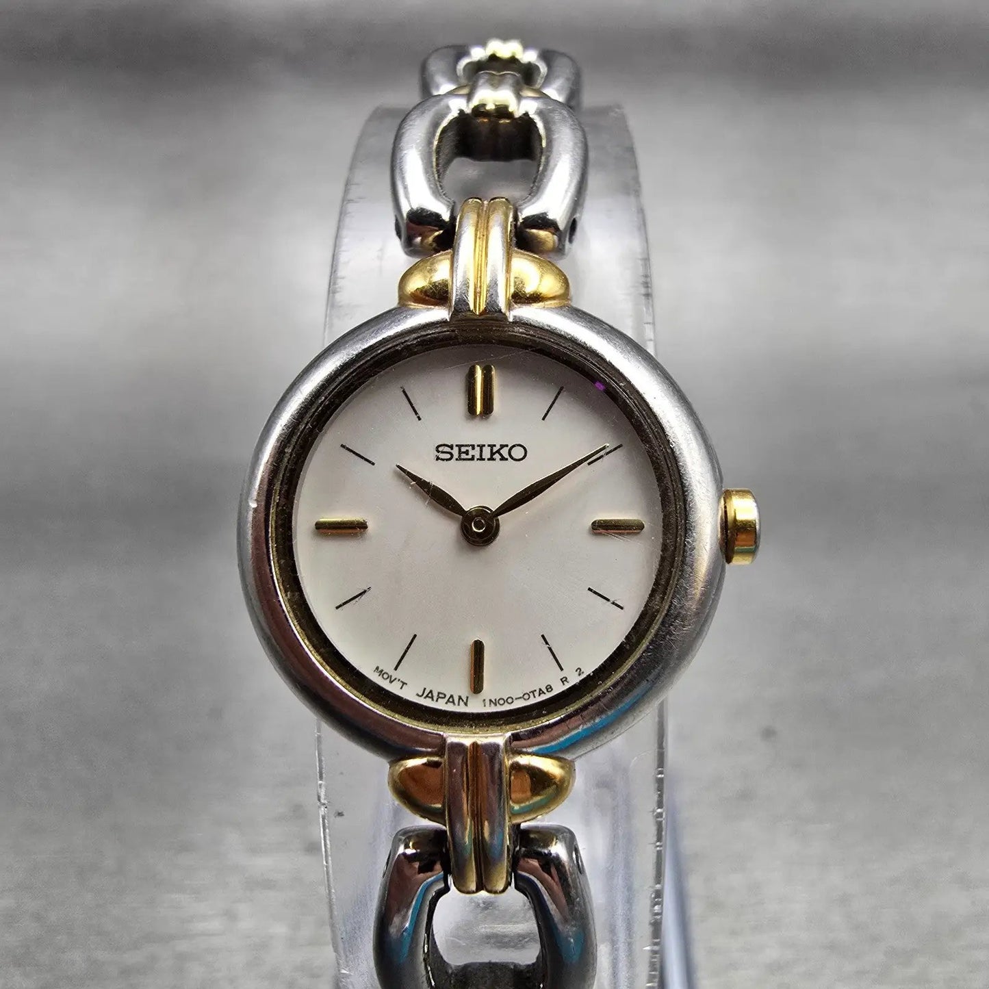 Seiko Watch Women 19mm White Dial Two Tone Round 1N00-0JL0 New Battery Vintage0