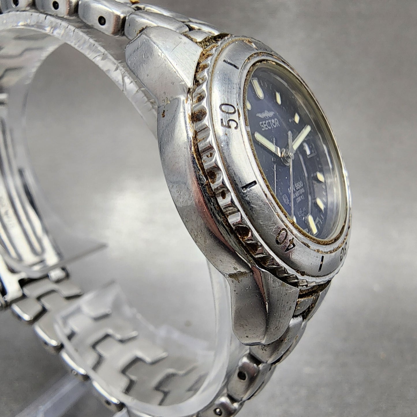 Sector ADV 5500 Dive Watch Women 29mm Blue Dial Steel Date Round New Battery3