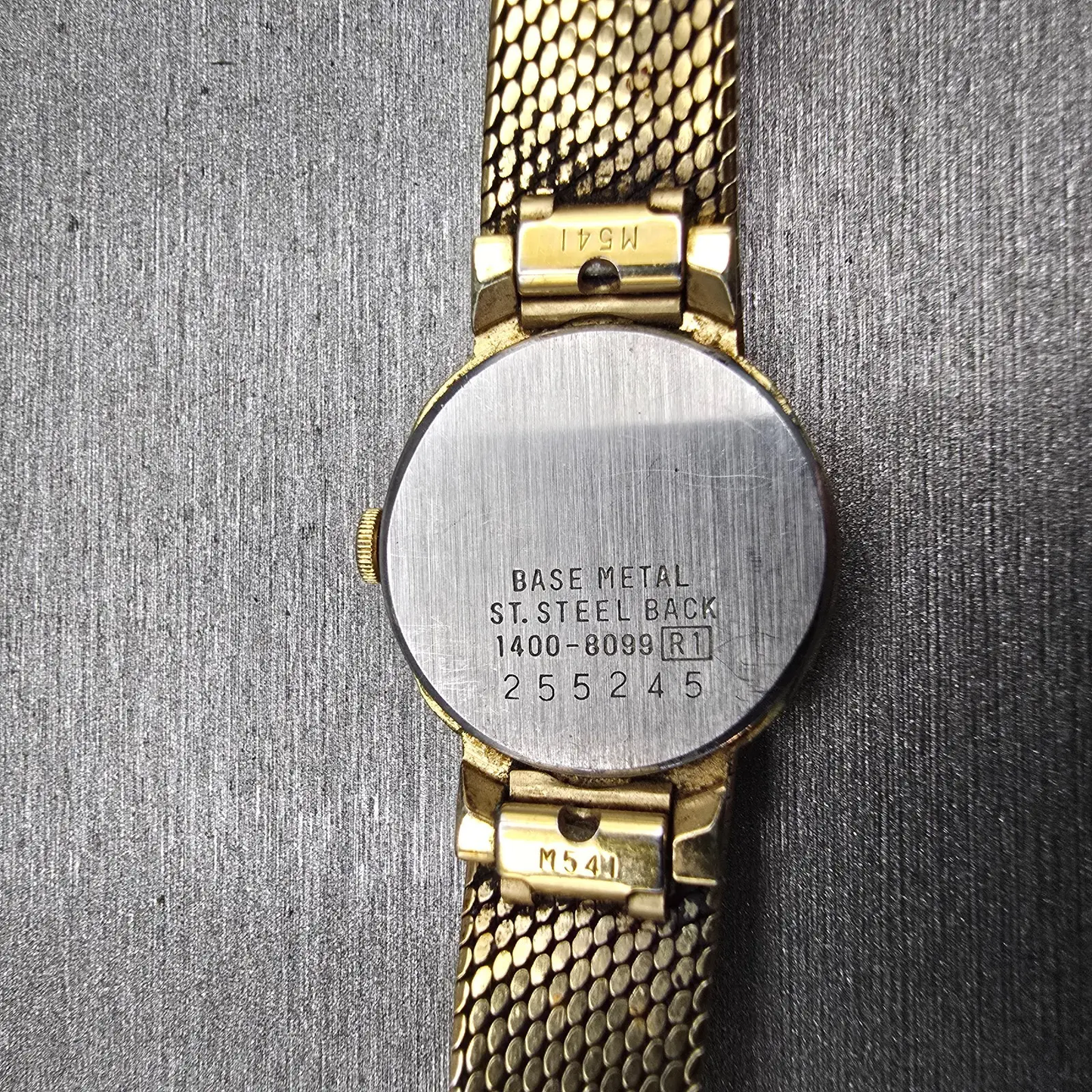 Seiko Watch Women 19mm Silver Dial Gold Tone Oval 1400-8099 New Battery Vintage10