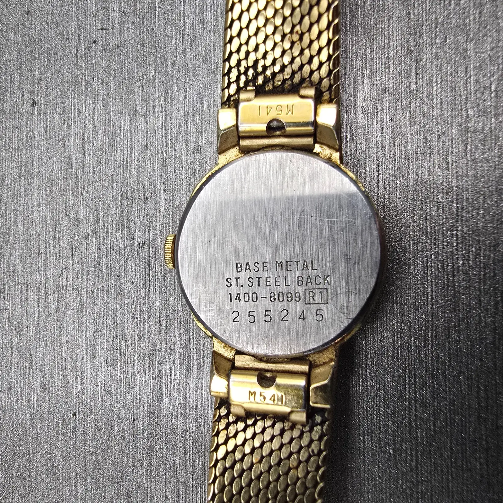 Seiko Watch Women 19mm Silver Dial Gold Tone Oval 1400-8099 New Battery Vintage10
