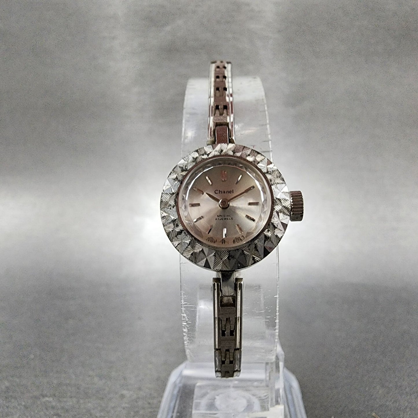 Orient Chanel Watch Women 15mm Silver Dial White Gold Plated Oval Manual Wind5