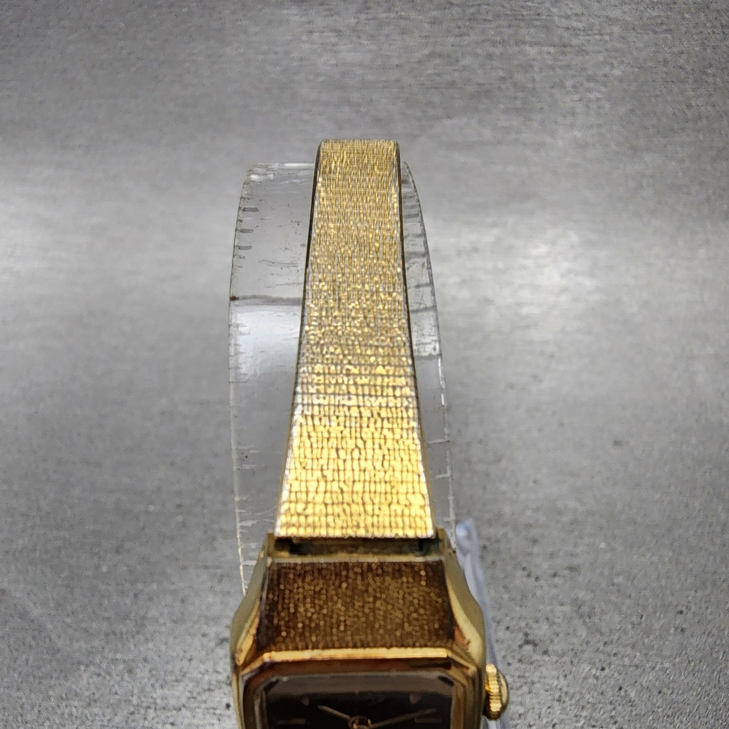 Seiko Tank Watch Women 17mm Brown Dial Gold Tone Rectangle 54205019 New Battery4