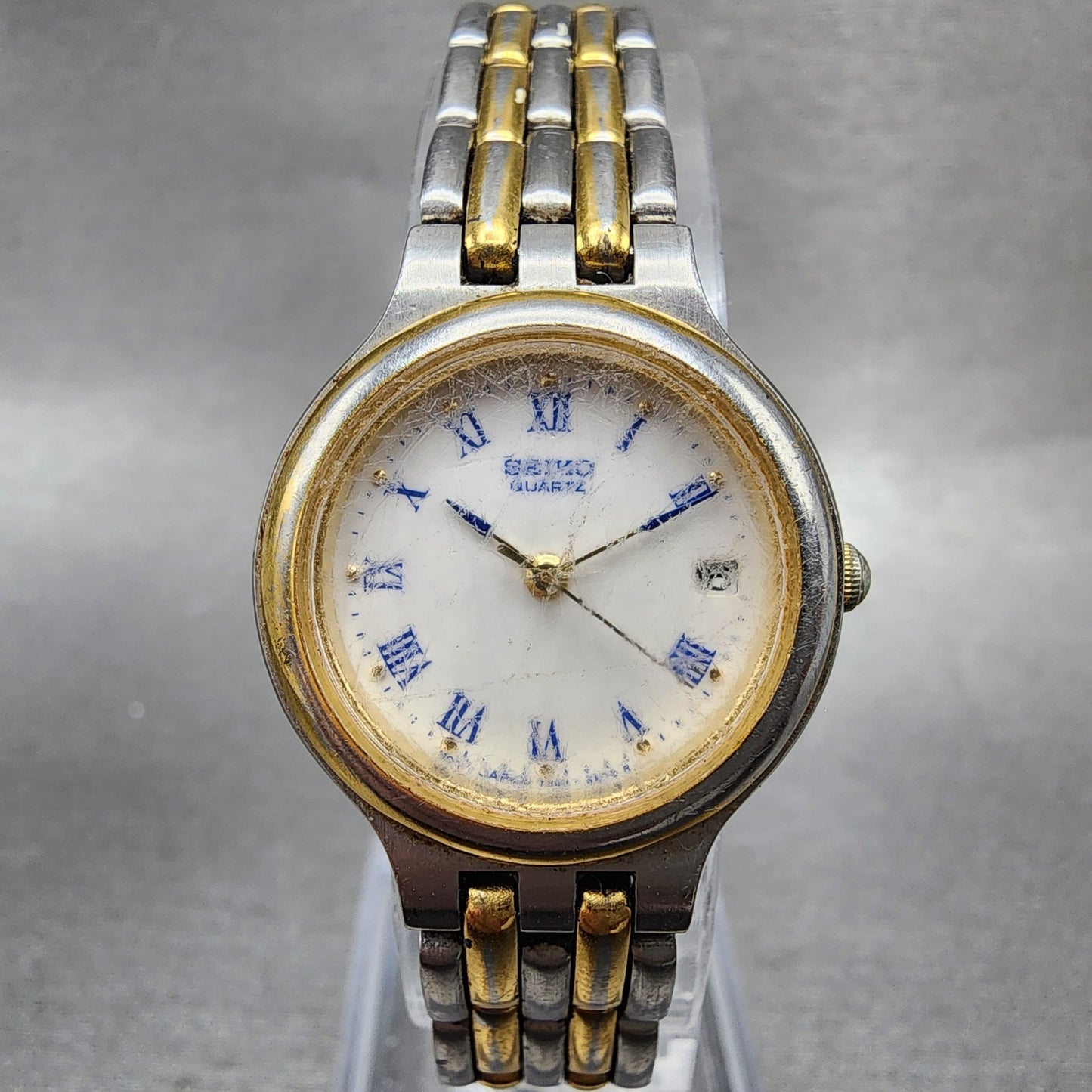 Seiko Watch Women 24mm White Dial Two Tone Date Round 7N826B29 New Battery0