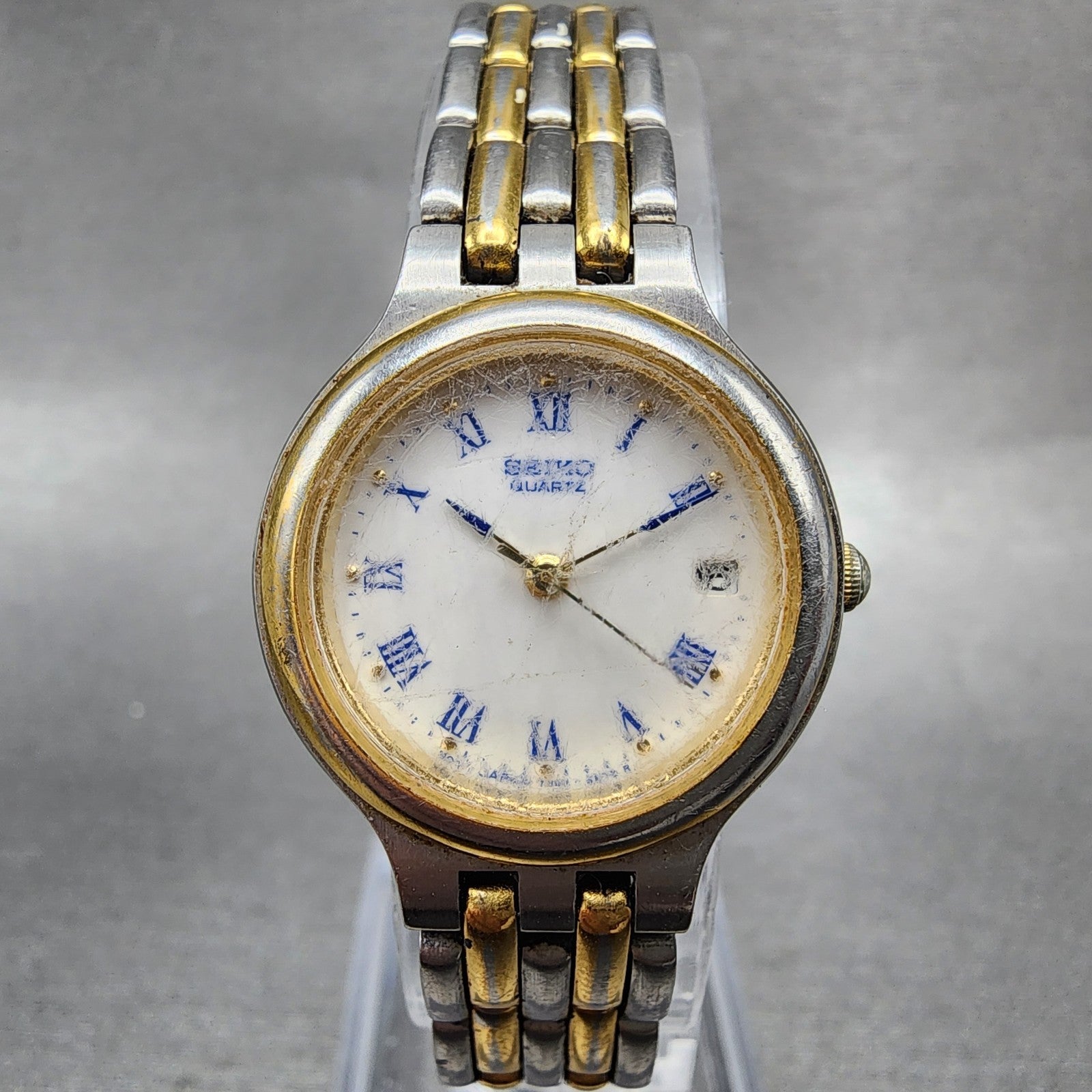 Seiko Watch Women 24mm White Dial Two Tone Date Round 7N826B29 New Battery0