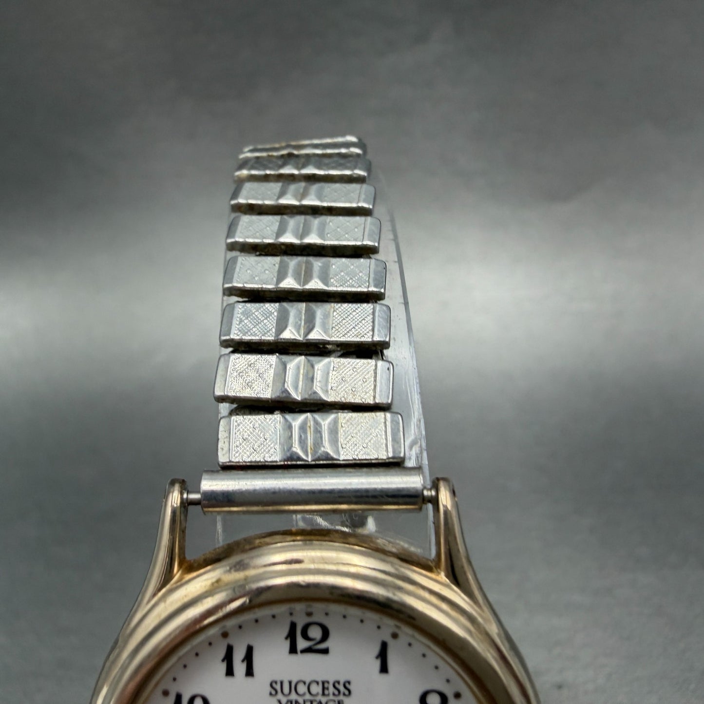 Seiko Alba Success Watch Women 30mm White Dial Gold Tone V701-6B90 New Battery4