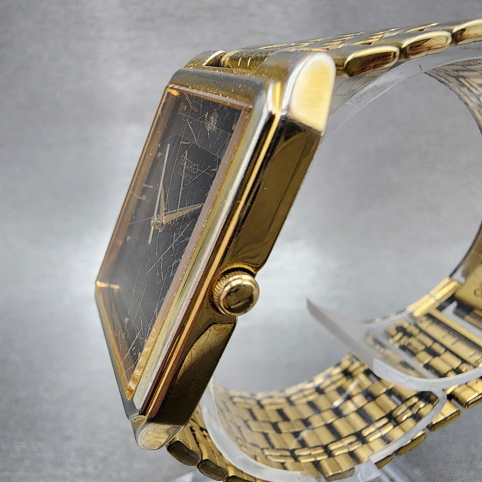 Seiko SX Tank Watch Men 27mm Black Dial Gold Tone V701-5G20 New Battery2
