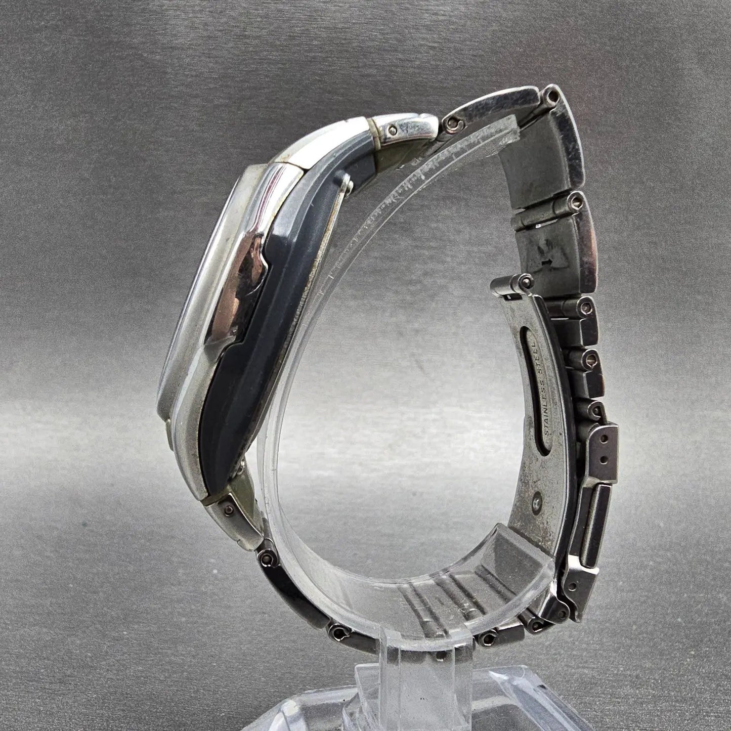Casio Wave Ceptor LWV-100J Watch Women 37mm Silver Alarm Chronograph New Battery6