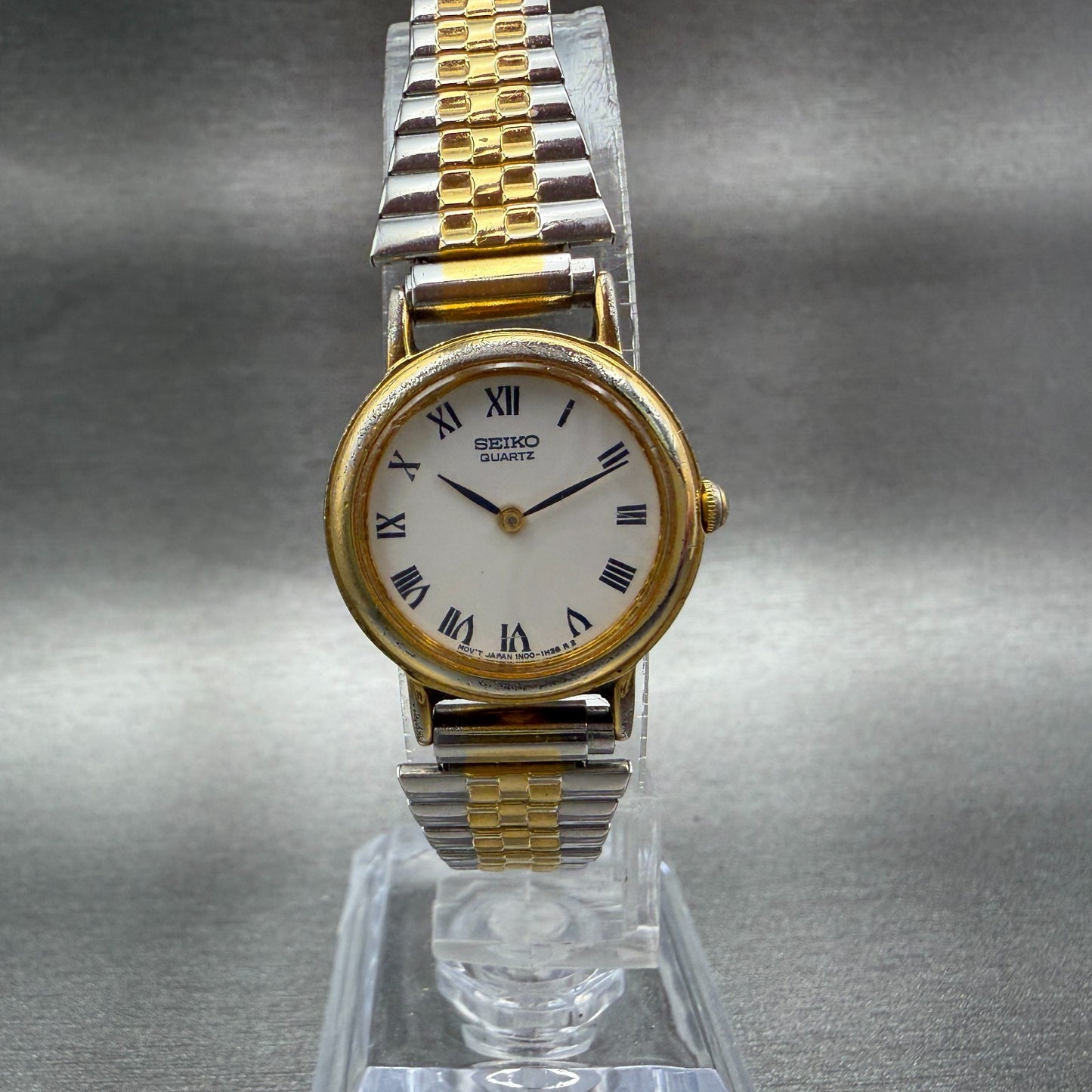 Seiko Watch Women 21mm White Dial Two Tone Round 1N00-0040 New Battery Vintage5