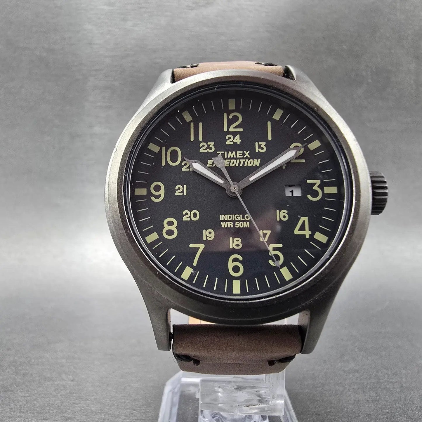 Timex Expedition Scout Watch Men 40mm Black Dial Gray Tone Date Round New Batt5