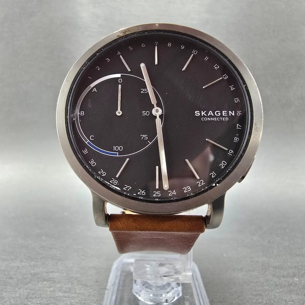 Skagen Connected Watch Men 42mm Gray Dial Silver Tone SKT1104 New Battery5