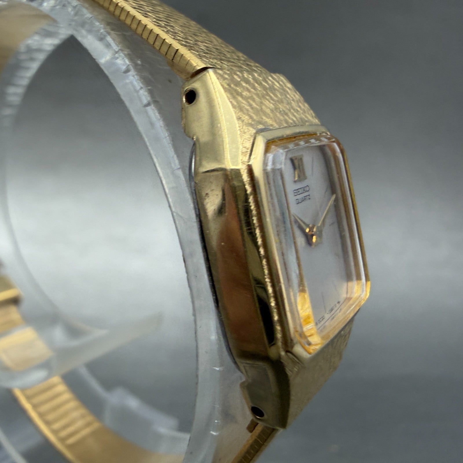 Seiko Watch Women 17mm Silver Dial Gold Tone Rectangle 2C20-5780 New Battery3
