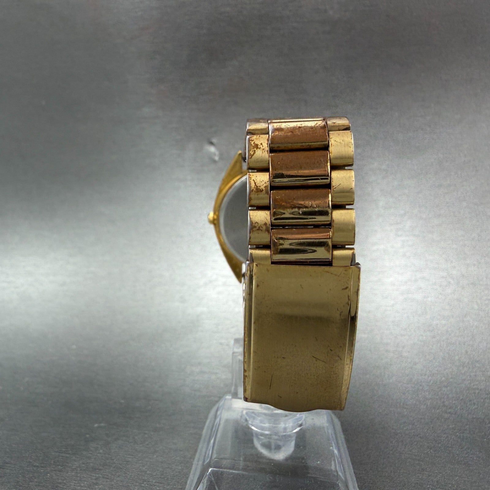 Seiko Watch Men 35mm Champagne Dial Gold Tone Round VTG V701-7A10 New Battery7