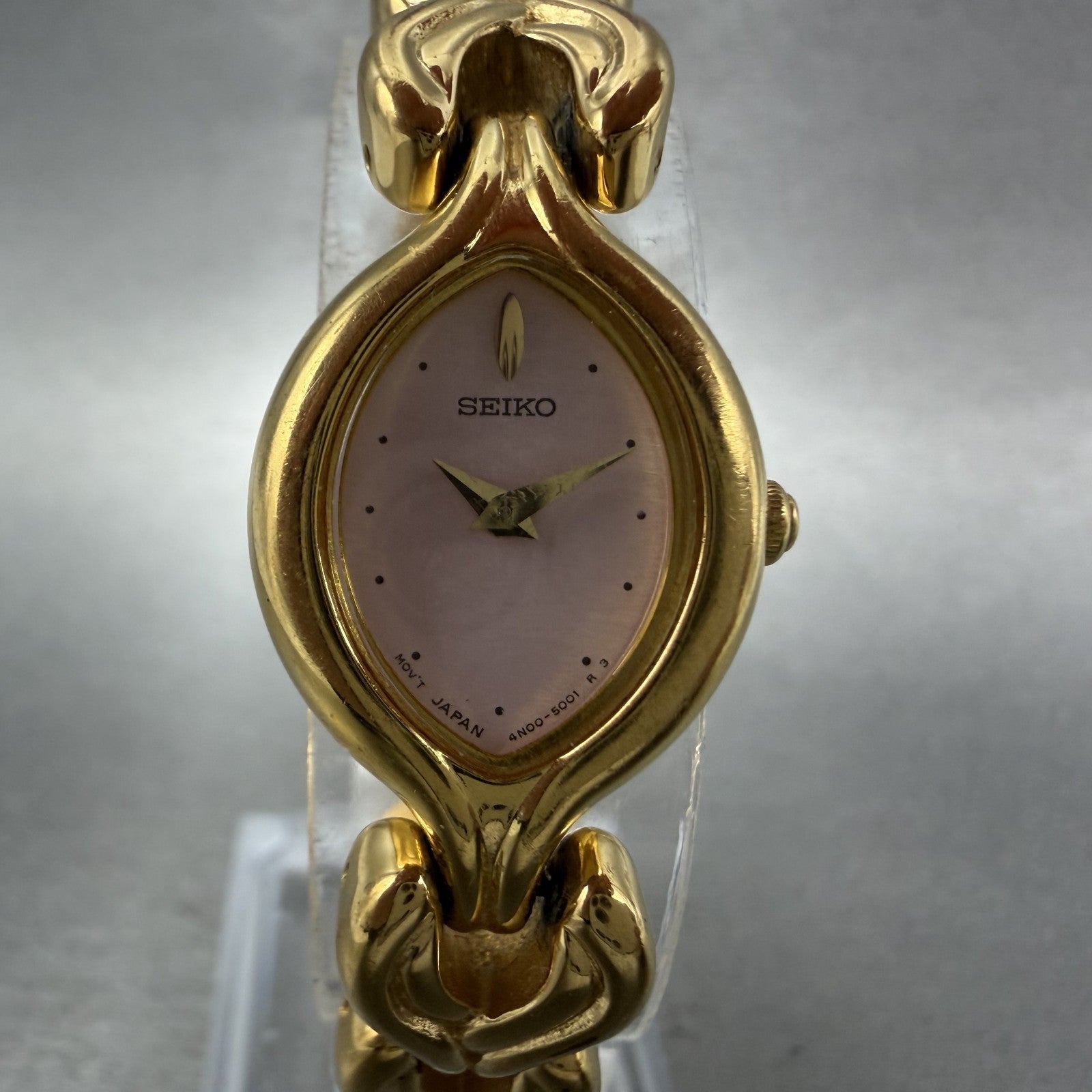 Seiko Watch Women 18mm Pink Dial Gold Tone Oval 4N006739 VTG New Battery1