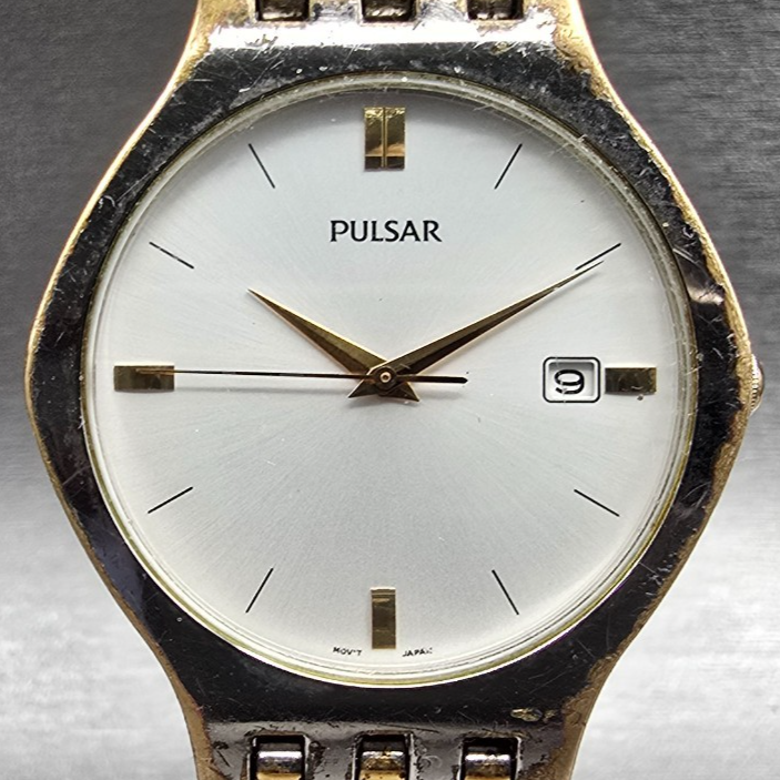 Seiko Pulsar Watch Men 35mm Silver Dial Two Tone Date Round V732-X090 New Batt1