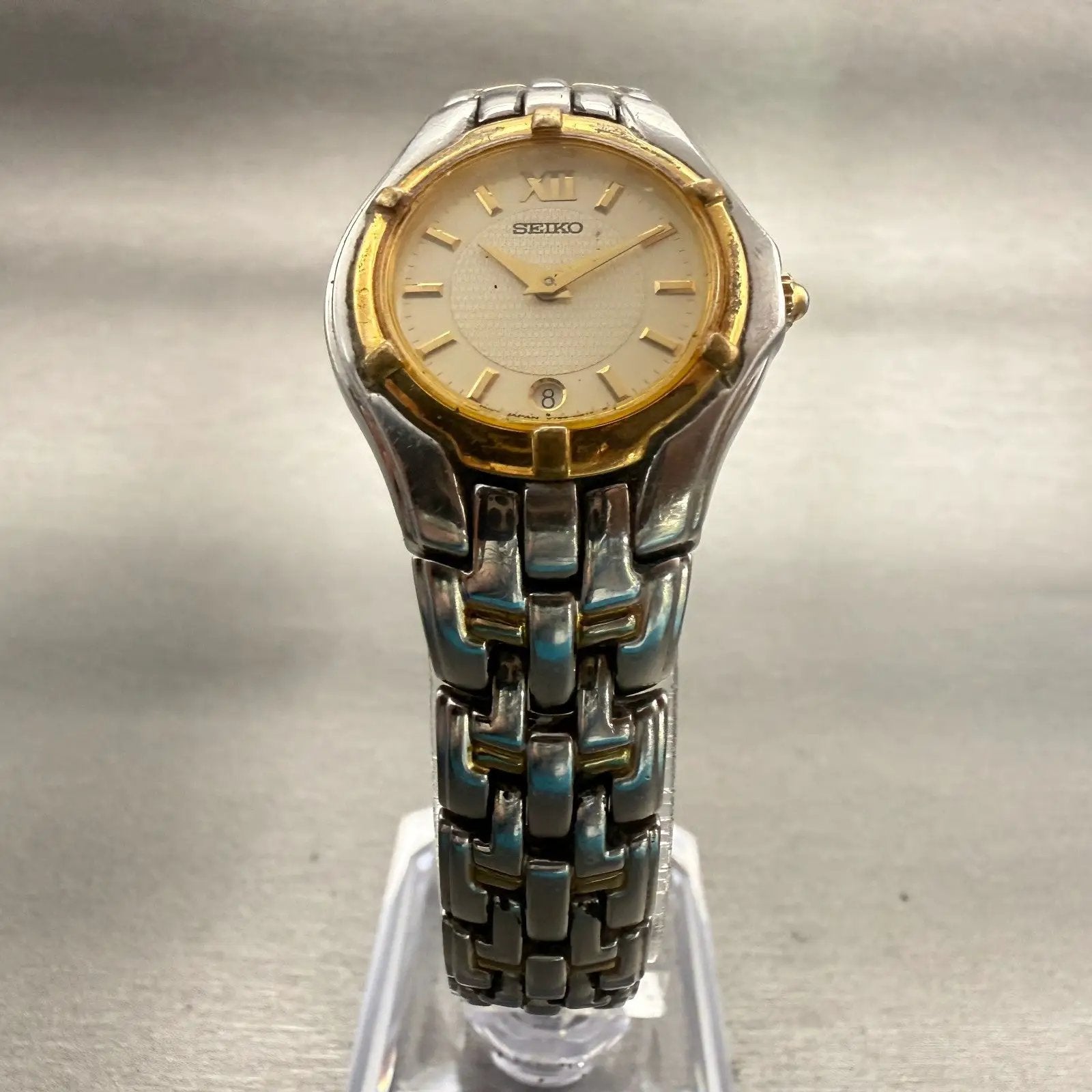 Seiko Watch Women 26mm Champagne Dial Two Tone Date Round V789-0369 New Battery5