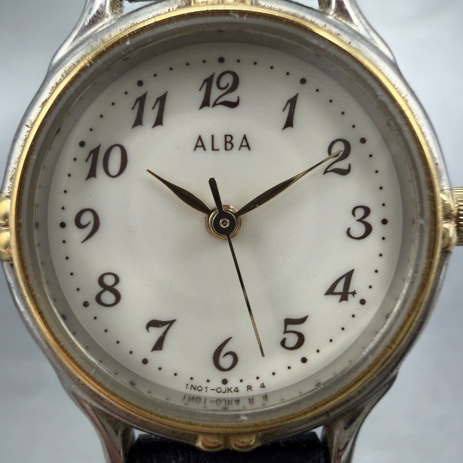 Seiko Alba Watch Women 23mm White Dial Two Tone Round 1N01-0EM0 New Battery1