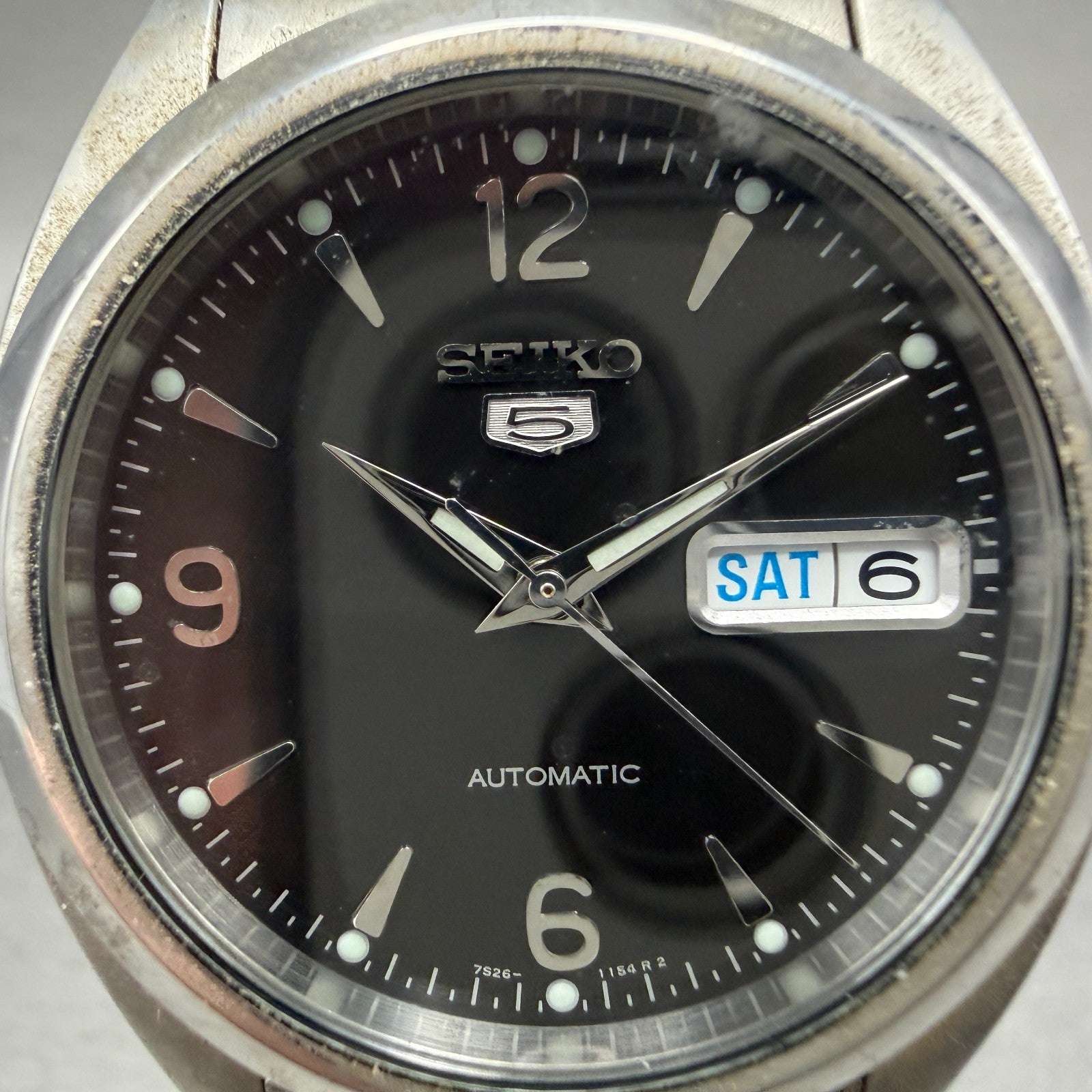 Seiko 5 Automatic Watch Men 37mm Black Dial Silver Tone Daydate 7S26-0440 Runs1