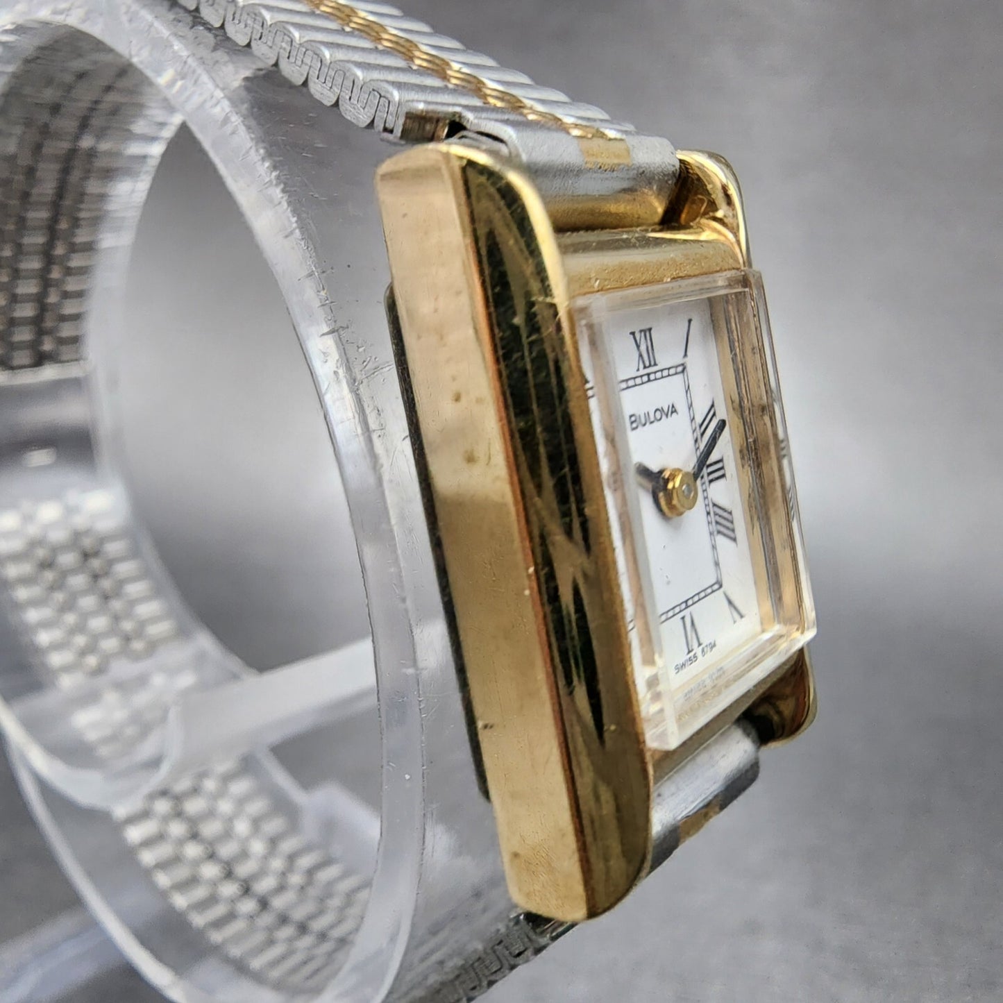 VTG Bulova Tank Watch Women 16mm White Dial Gold Tone Manual Wind Runs3