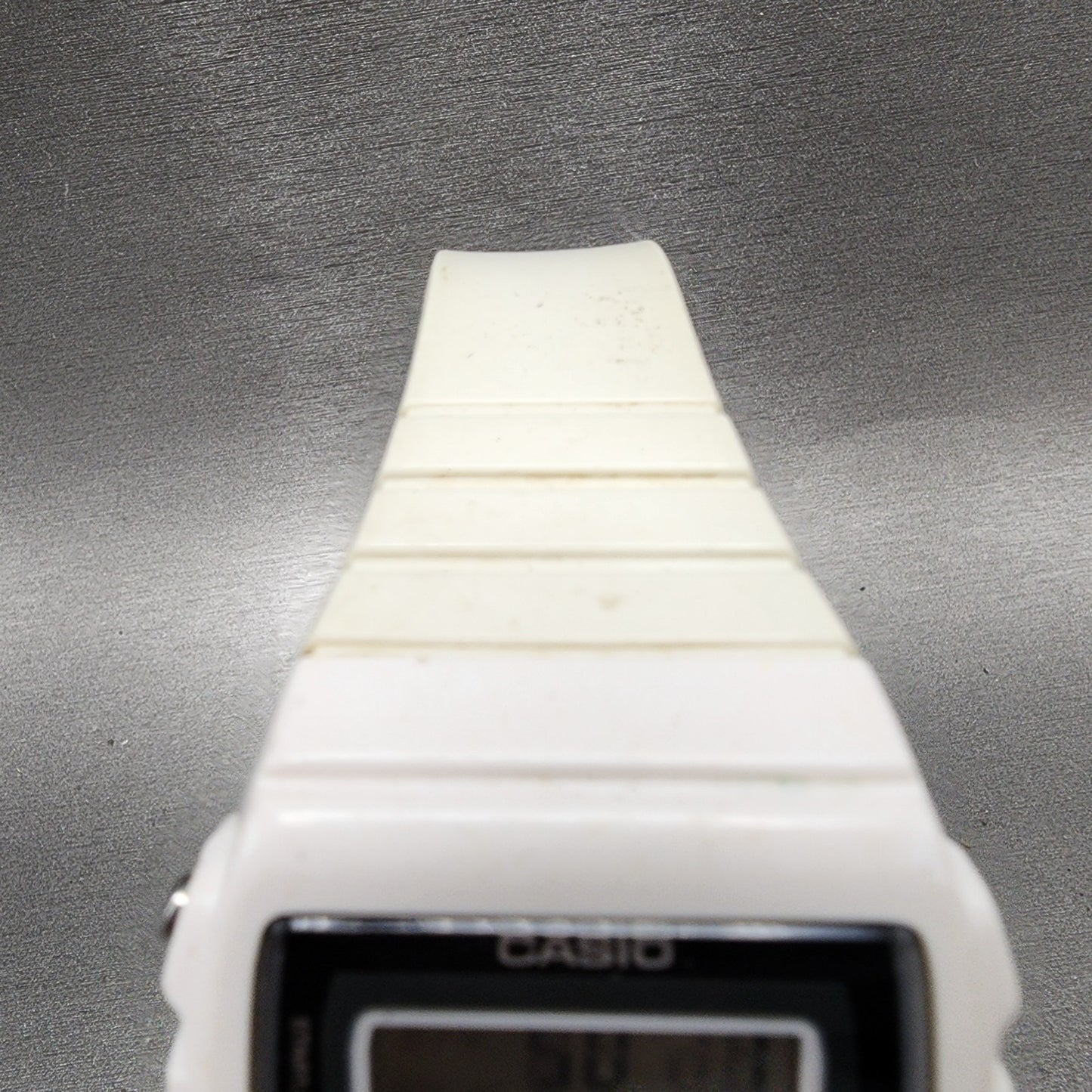 Casio W215H Watch Men 40mm Digital White Tone Alarm Chrono New Battery4