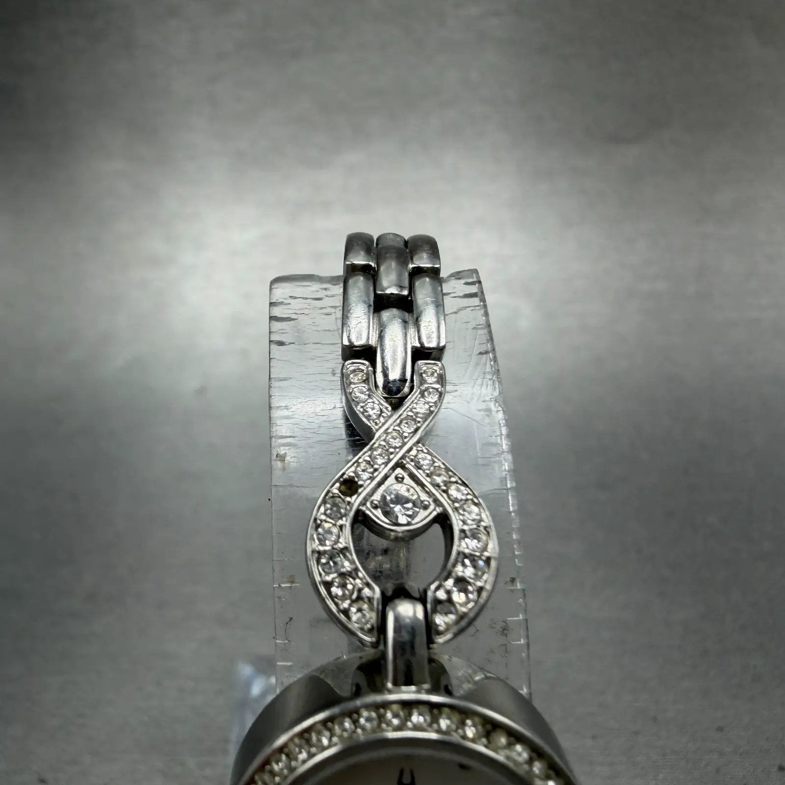 48043072