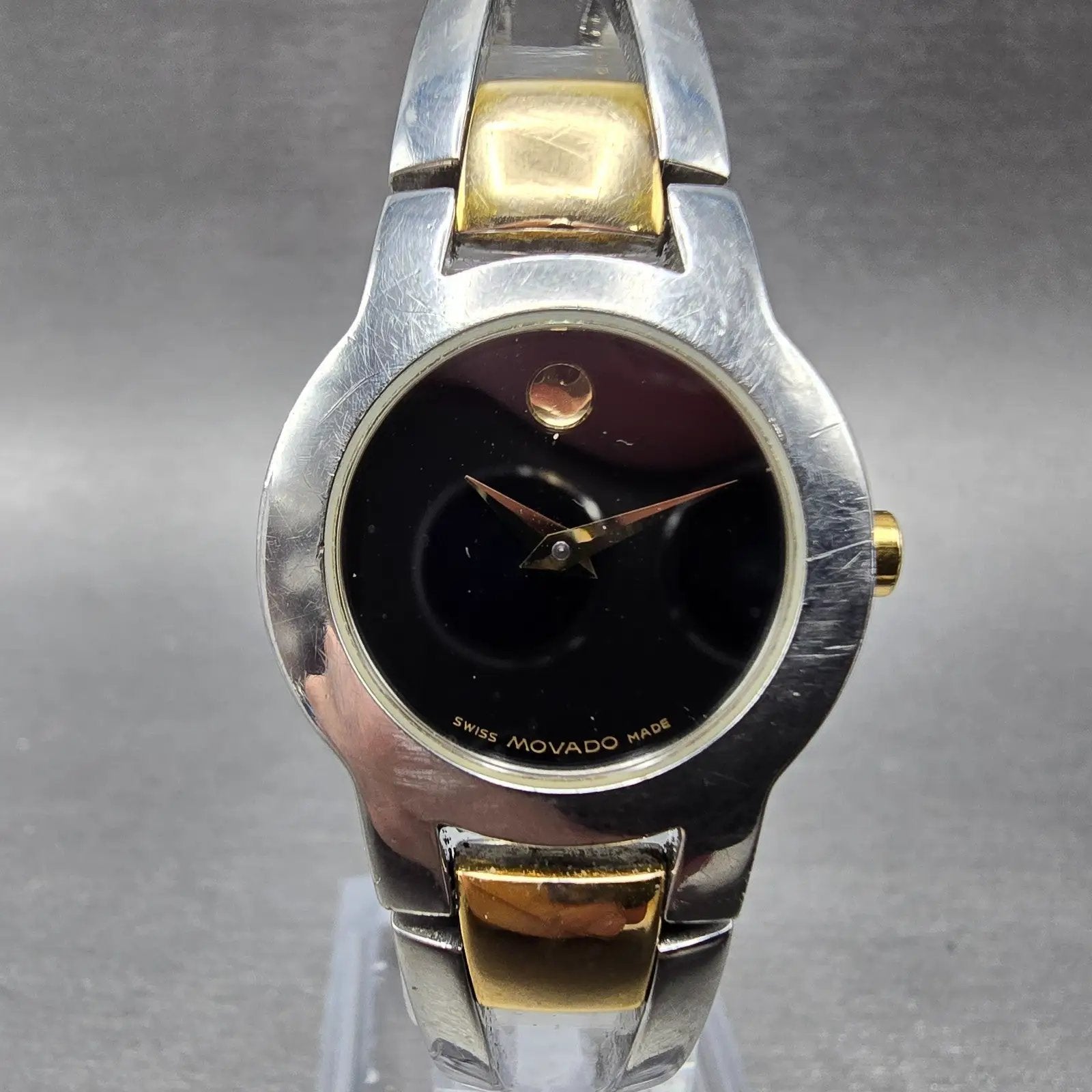 Movado Amorosa Watch Women 24mm Black Dial Two Tone Round 81 E4 1842 New Battery0