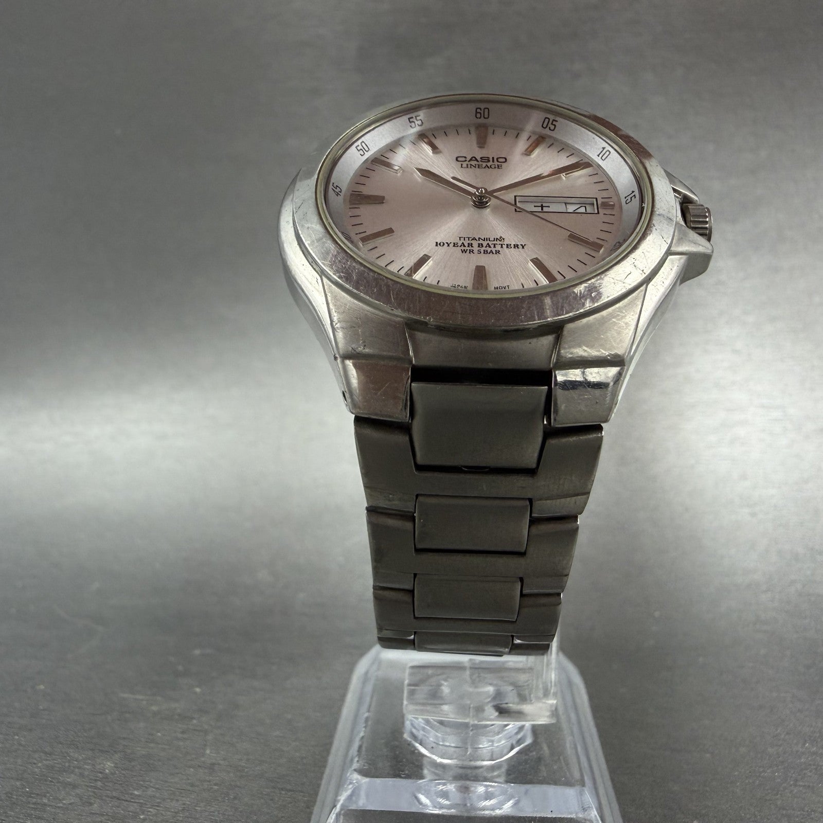 Casio Lineage Titanium Watch Men 38mm Silver Dial Daydate LIN-171J New Battery I5
