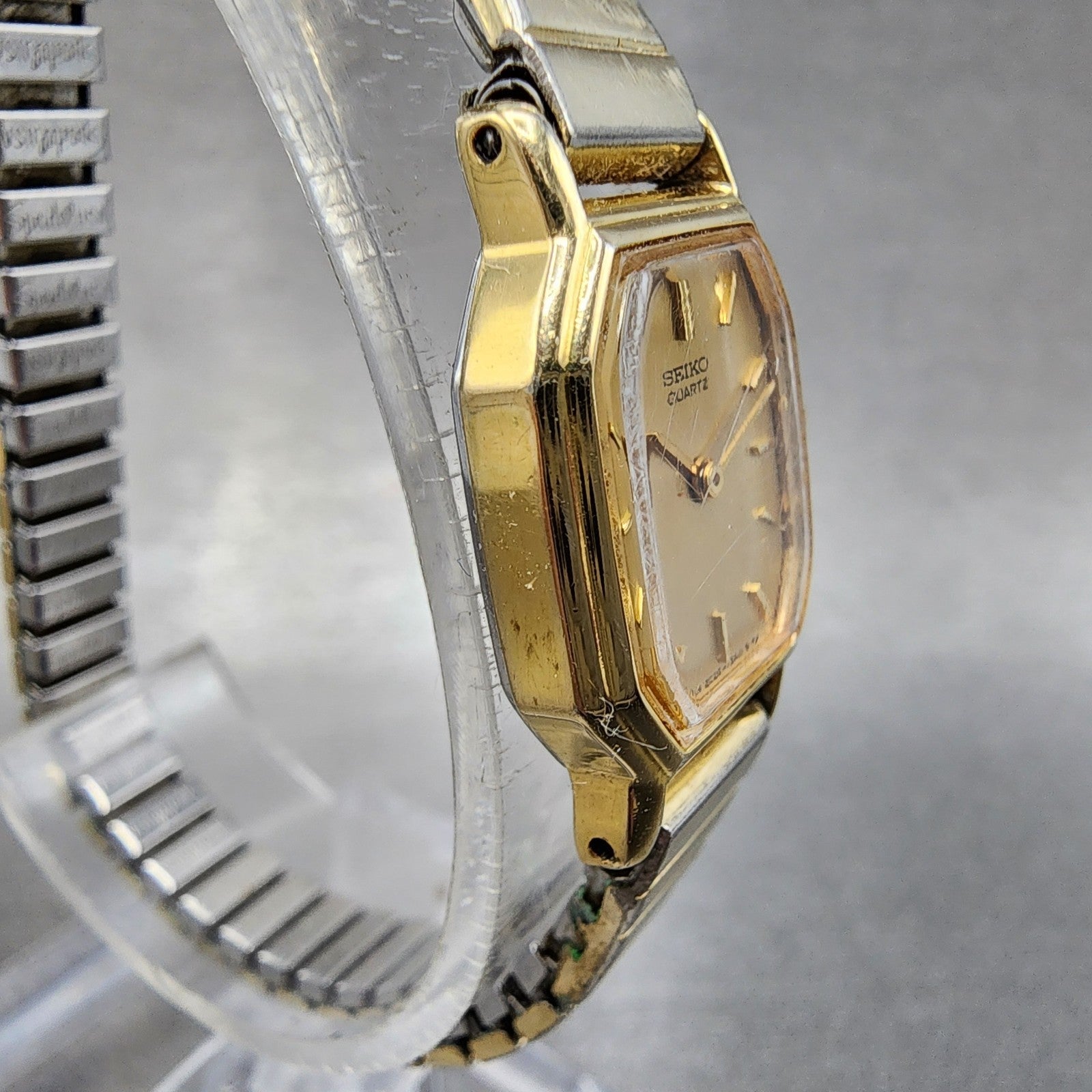 Seiko Watch Women 16mm Champagne Dial Gold Tone Octagon 2c205760 New Battery3
