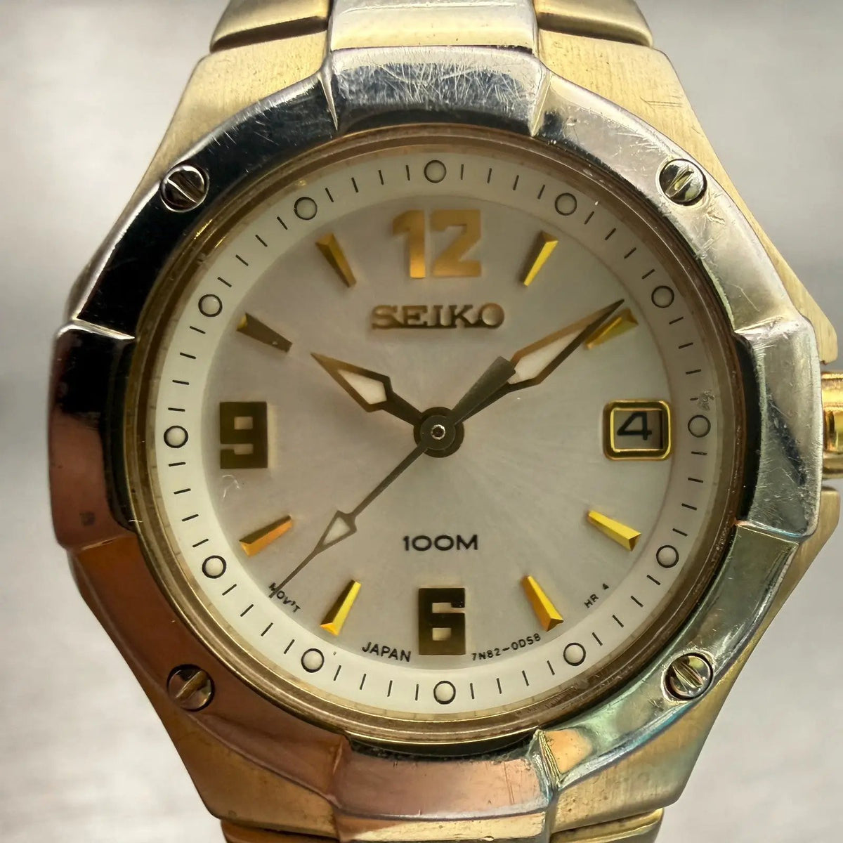 48302617