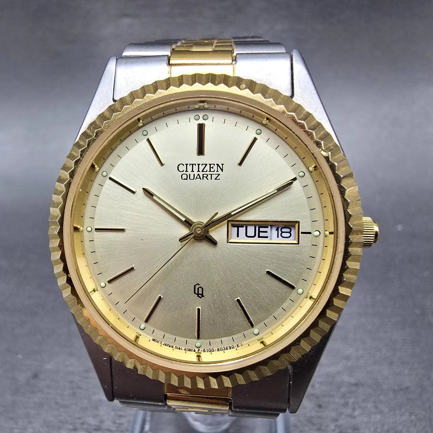 Citizen CQ Watch Men 35mm Champagne Dial Two Tone Daydate 6100-R00405 PARTS0