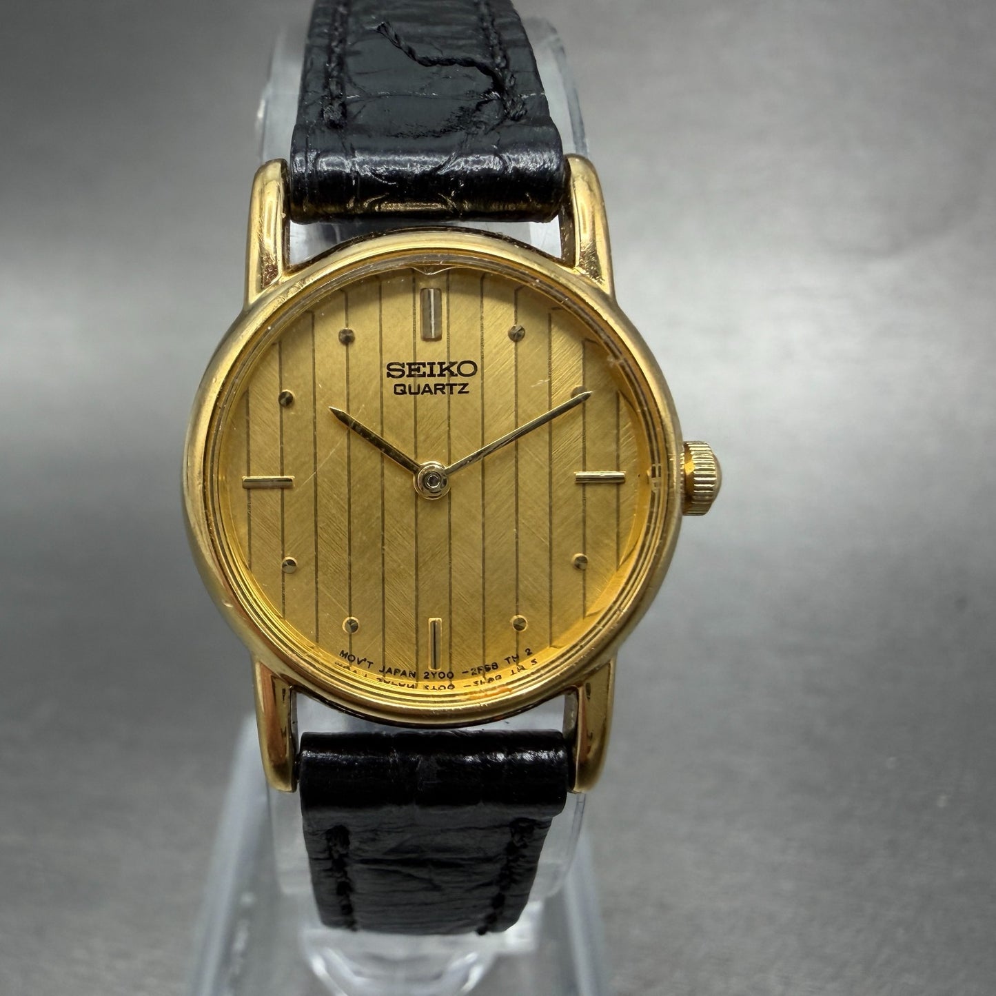 Seiko Watch Women 20mm Champagne Dial Gold Tone Round 2Y00-0A10 New Battery VTG0