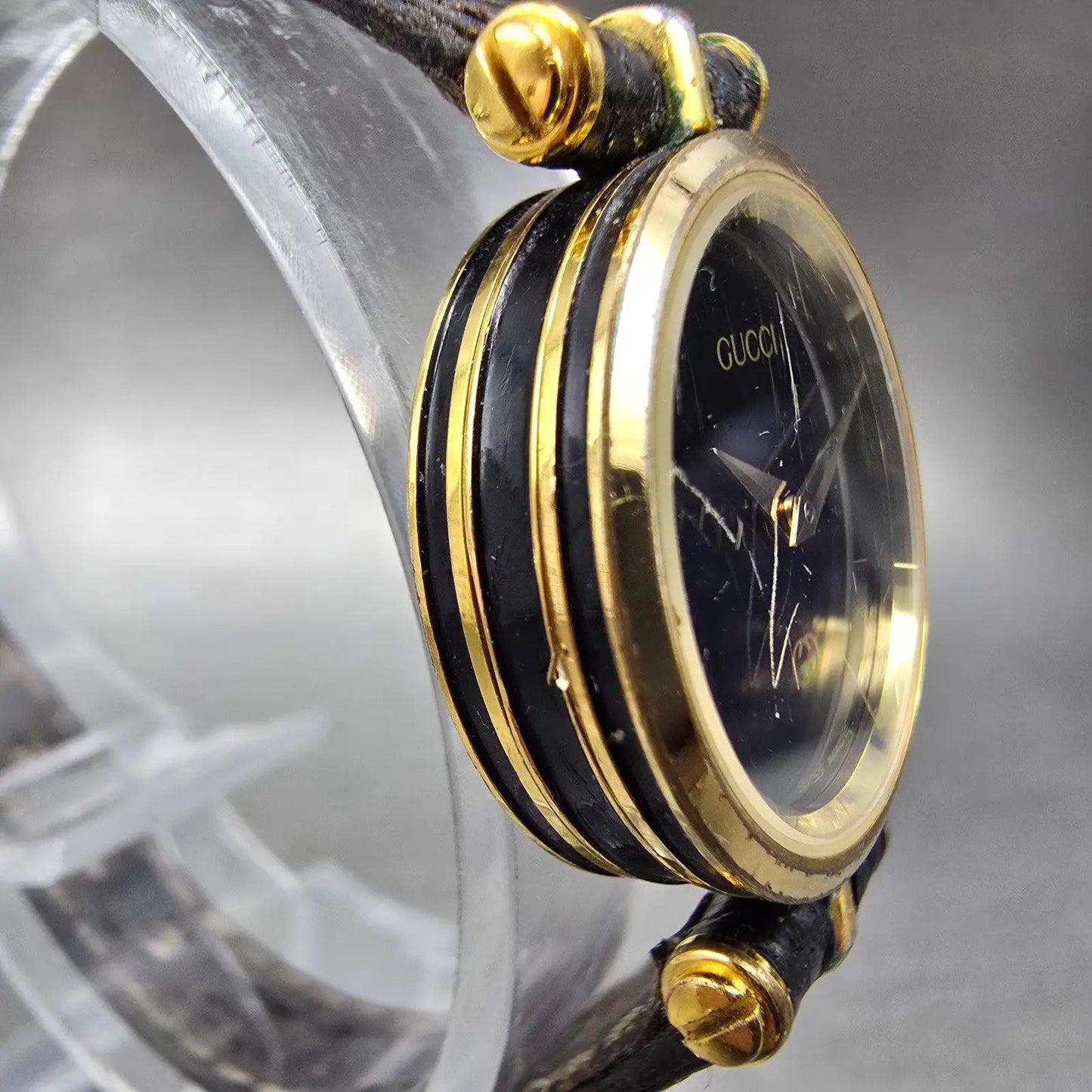 Gucci 2000L Watch Women 22mm Black Dial Gold Plated Round New Battery VTG BQWE3