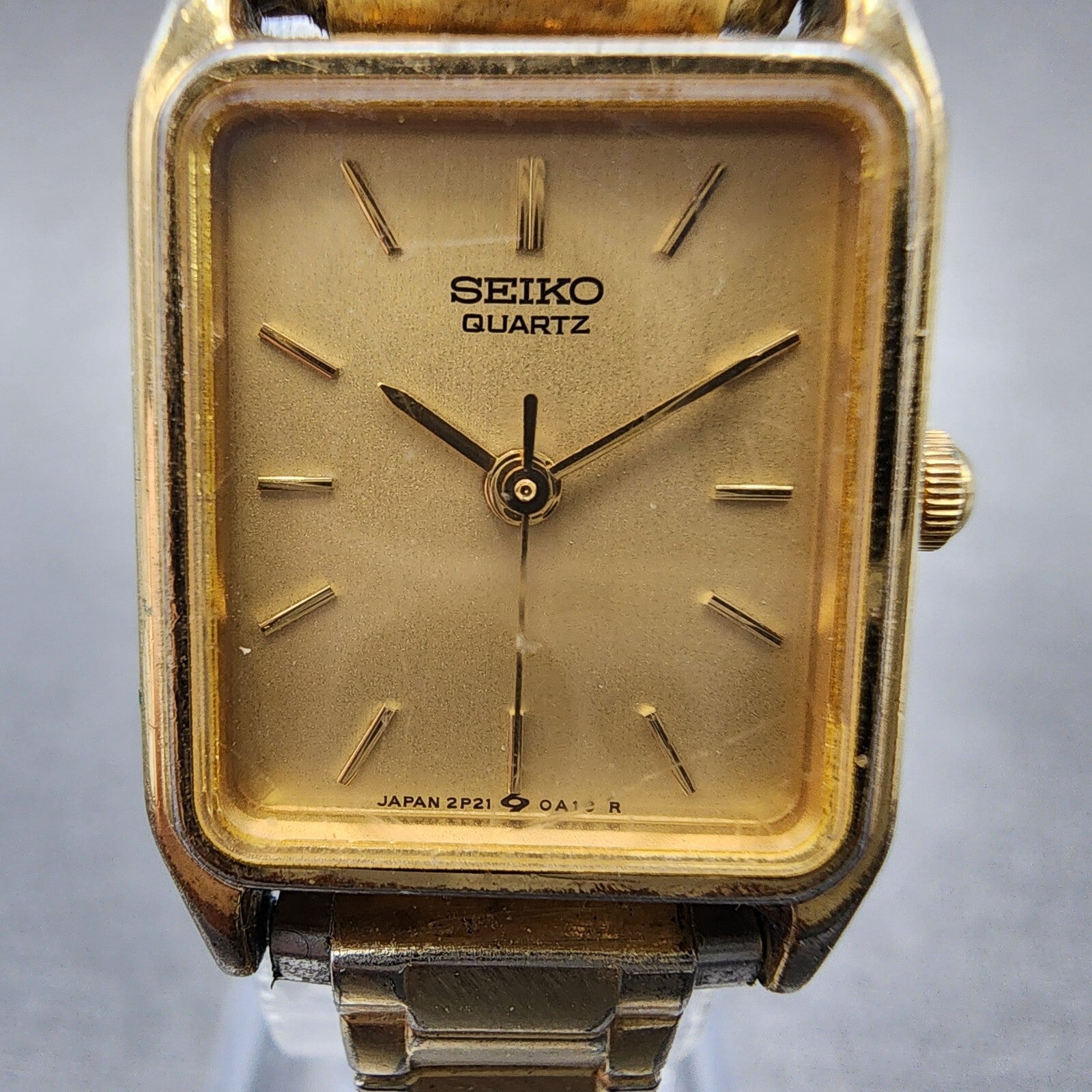 Seiko Tank Watch Women 18mm Champagne Dial Gold Tone 2p215a00 New Battery1