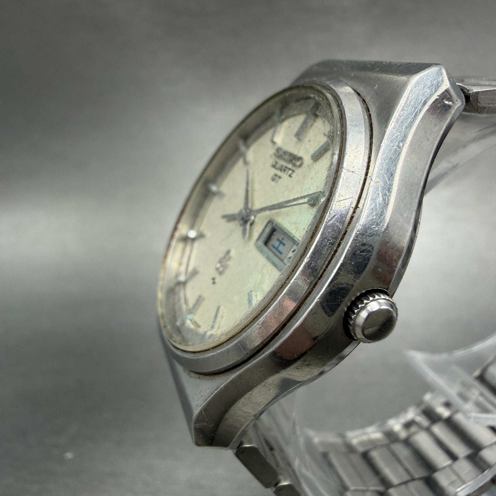 Seiko QT Watch Men 36mm Silver Dial Silver Tone Daydate 0823-8000 New Battery2