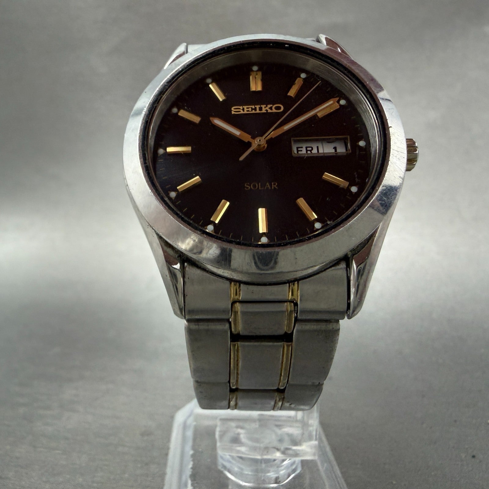 Seiko Solar Watch Men 37mm Black Dial Two Tone Daydate Round V158-0AB0 Runs5