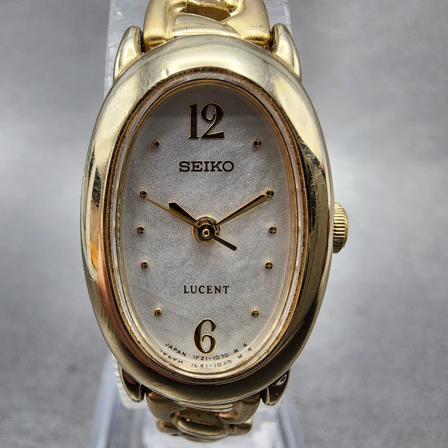 Seiko Lucent Watch Women 17mm Silver Dial Gold Tone Oval 1F215C80 New Battery1