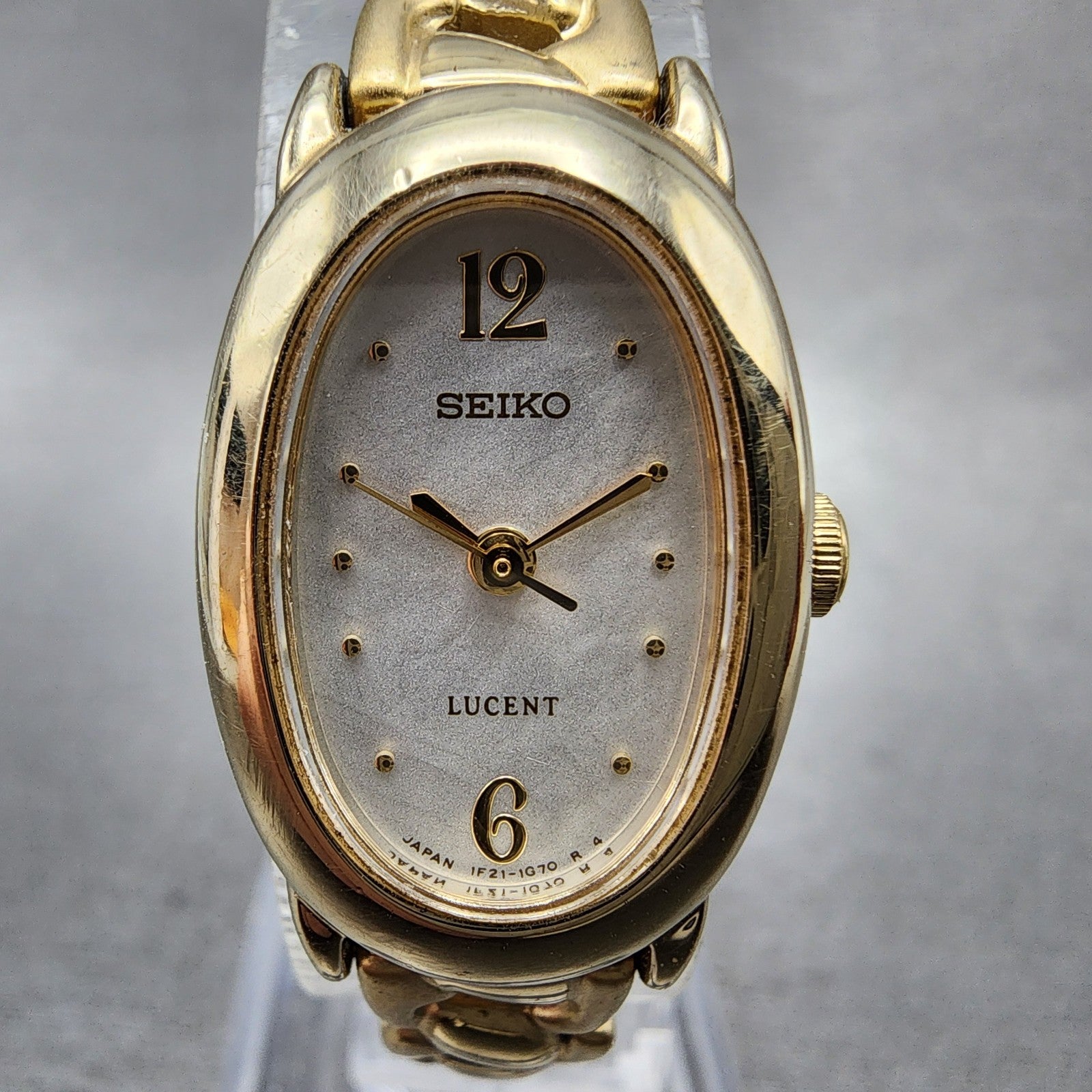 Seiko Lucent Watch Women 17mm Silver Dial Gold Tone Oval 1F215C80 New Battery1