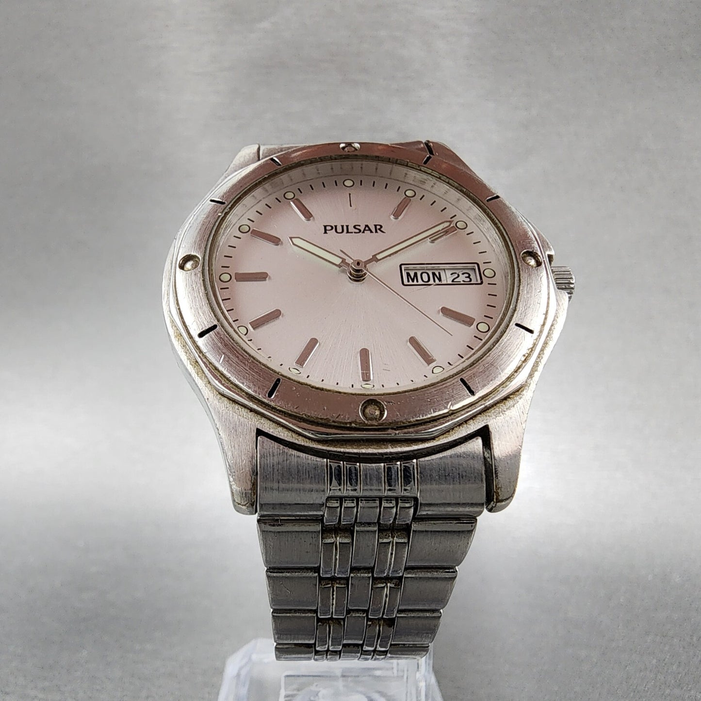 Pulsar Watch Men 38mm Silver Dial Silver Tone Daydate Round V7438A80 New Batt5