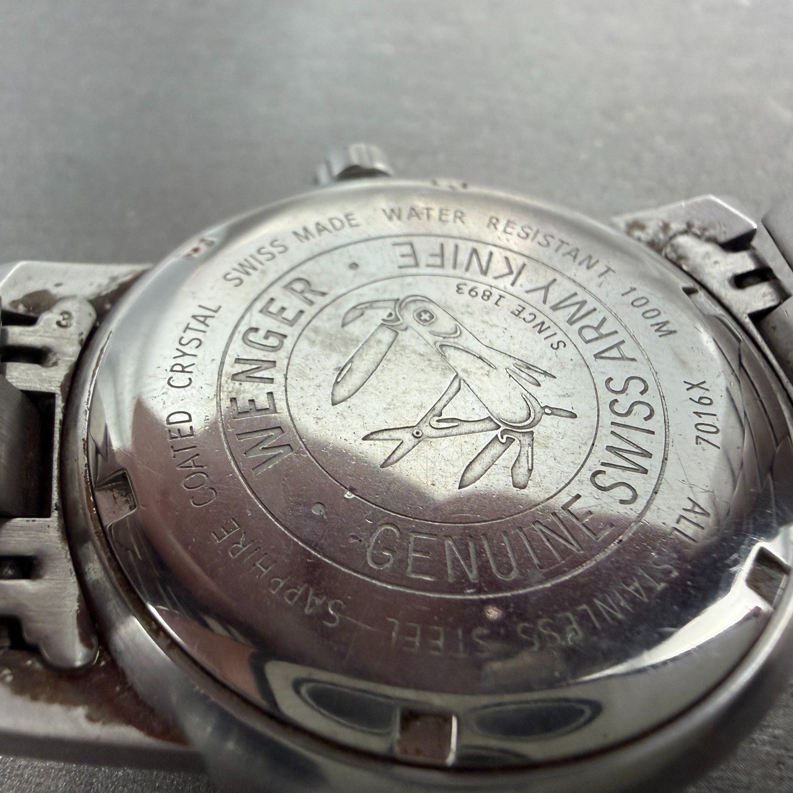 Wenger Watch Men 40mm Black Dial Steel Daydate Round 7016X New Battery Vintage9